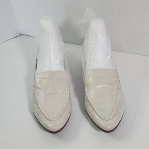 Aldo Womens Elegant Cream Loafers 8.5